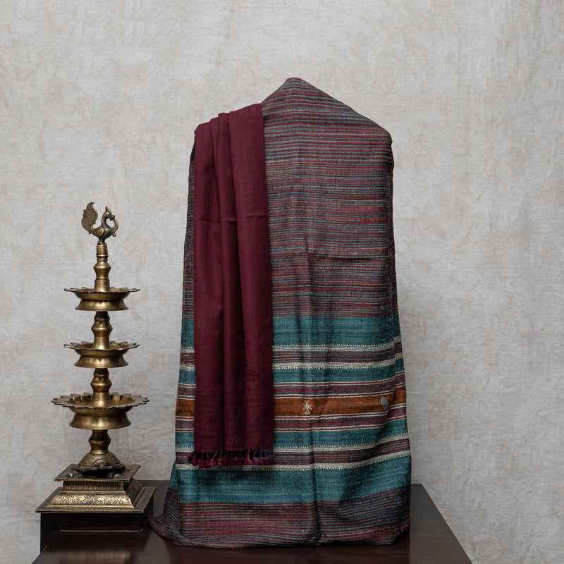 Handweaved Woollen Tussar Kurta With Kutchi Weave & Handwoven Woollen Stole With Mirror Handwork