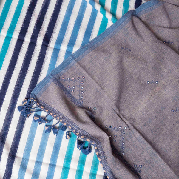 Ikkat's Vibrant Cotton Tale