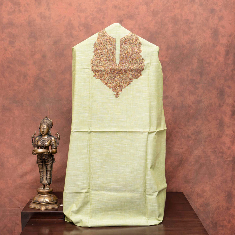 Kashmiri Kaarigari's Zari Poshak