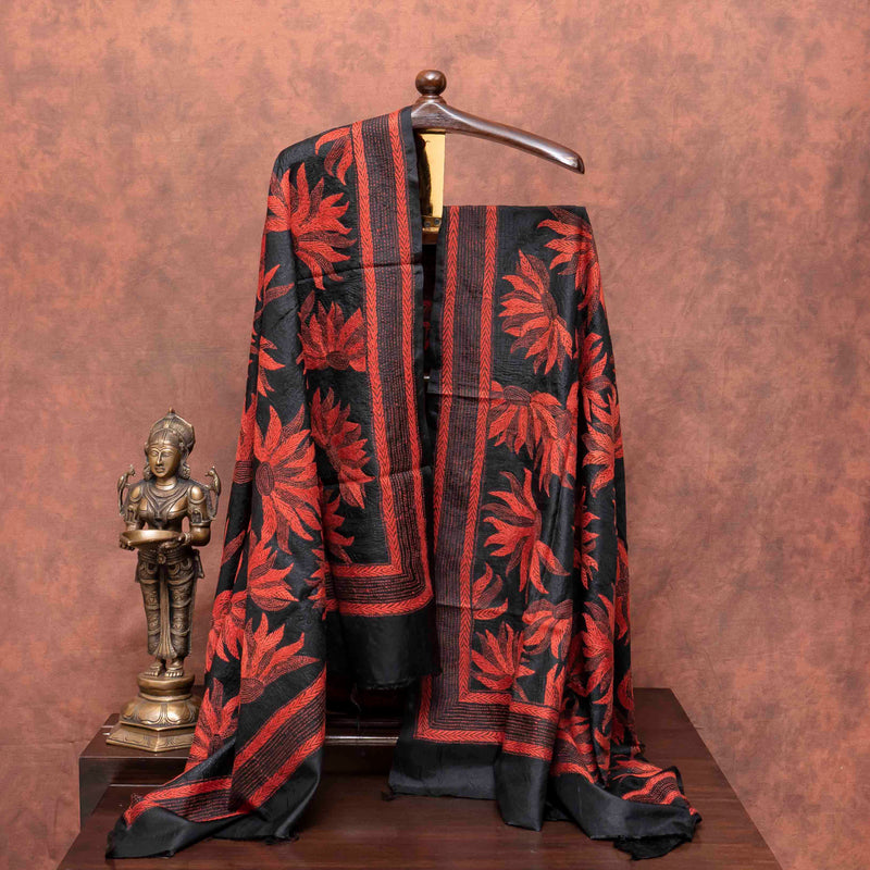 Ratri Rekha Kantha Silk Dupatta