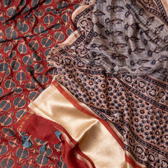 Rang-e-Ajrakh Chandi Palla Set