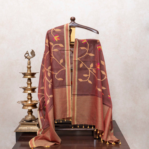 Kaajal Pushp Jamdani Set