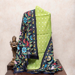 Surkh Aur Kaala Silk Poshak