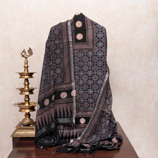 Ajrakh-e-Noor Handloom Elegance Suit