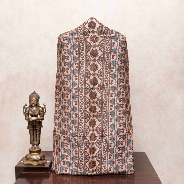 Surkh Ajrakh's Linen Resham Dastkar