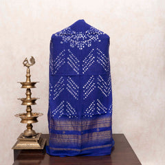 Neel Bandhej Kala Charm