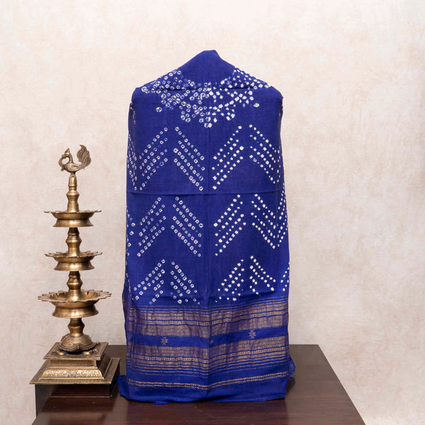 Neel Bandhej Kala Charm