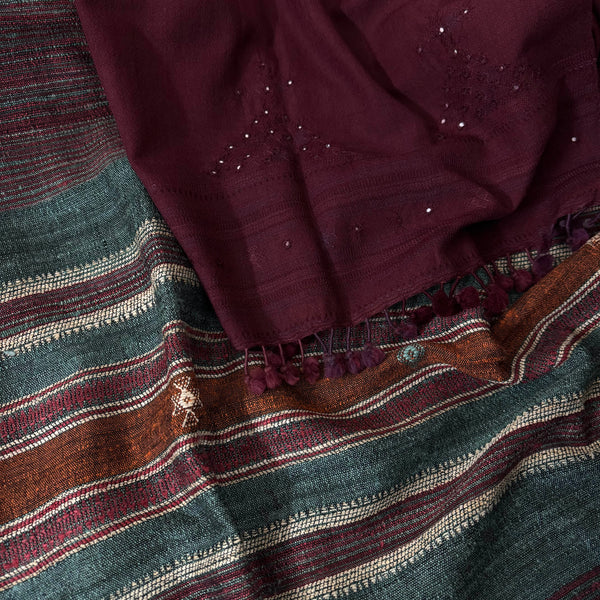 Handweaved Woollen Tussar Kurta With Kutchi Weave & Handwoven Woollen Stole With Mirror Handwork