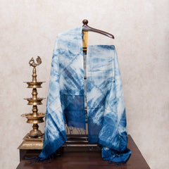 Neelambara Bandhej Grace