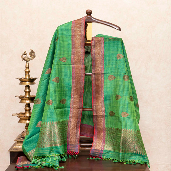 Handloom Tussar Silk Kurta - Bottom Fabric &&nbsp;Handloom Raw Silk Dupatta With Antique Zari And Kadwa Weave
