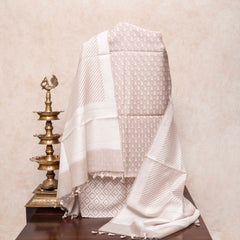 Sunehri Jamdani Bafta Nazakat Set