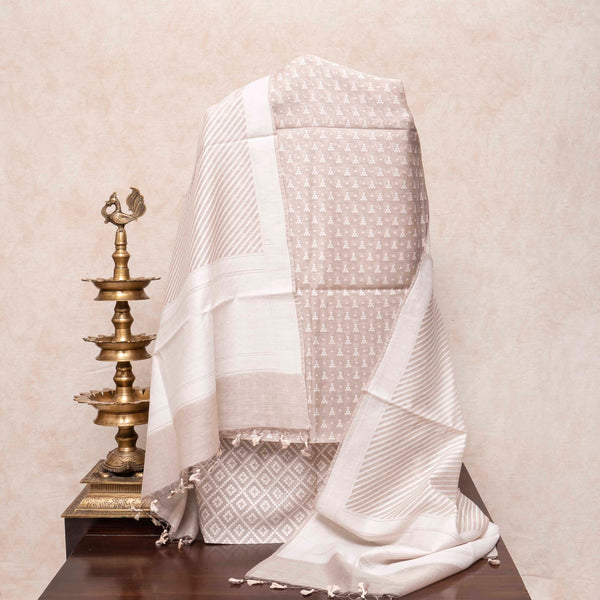 Sunehri Jamdani Bafta Nazakat Set