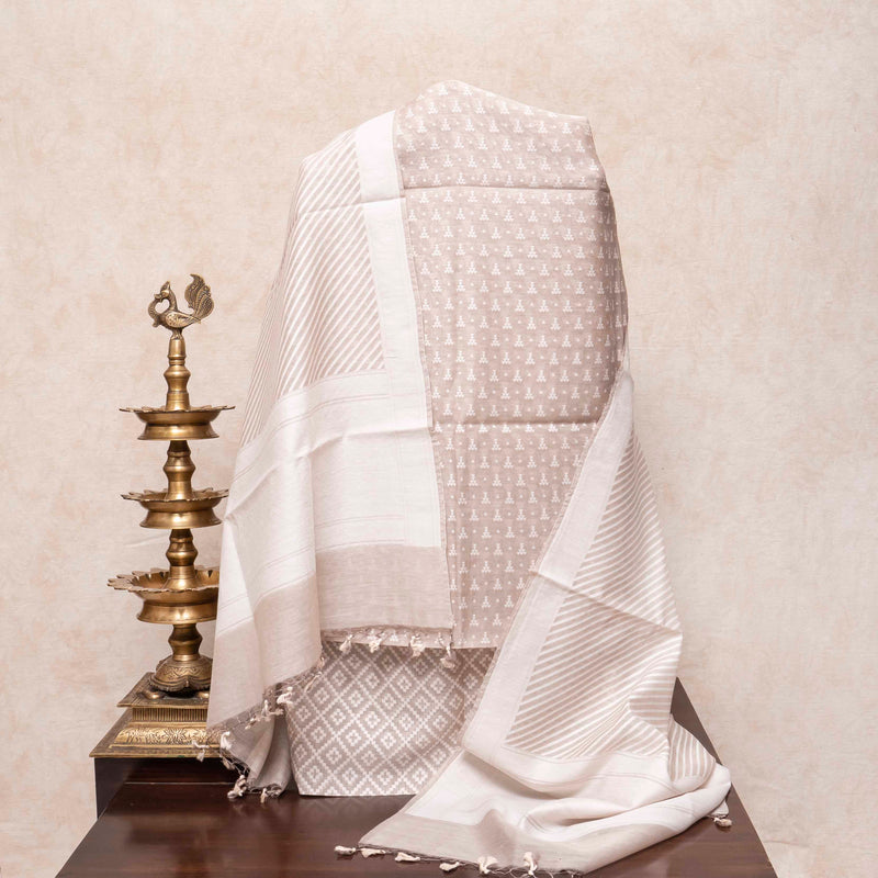 Sunehri Jamdani Bafta Nazakat Set