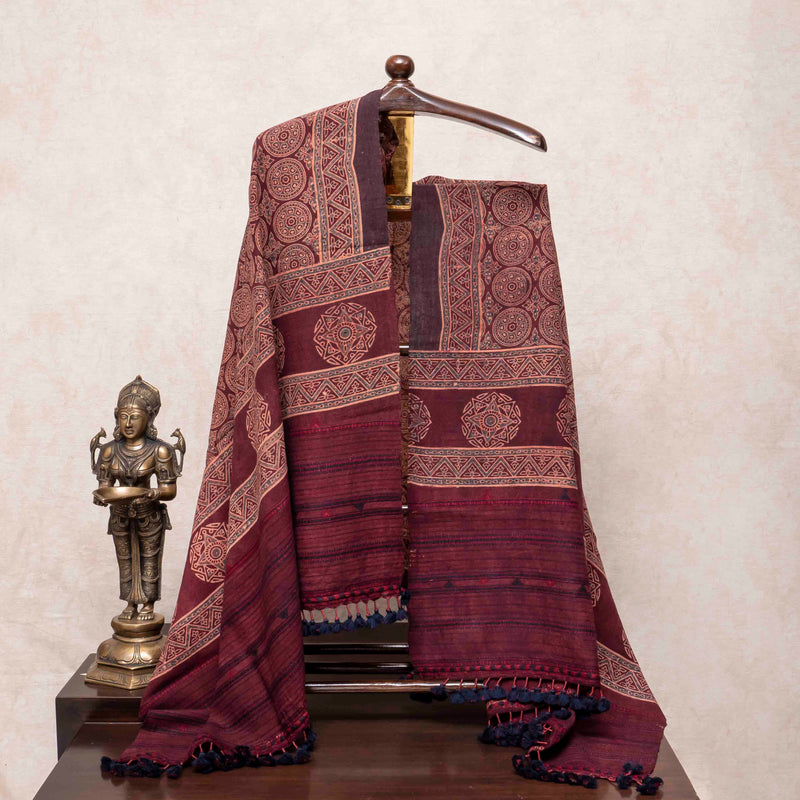 Raag-e-Ajrakh Woollen Elegance