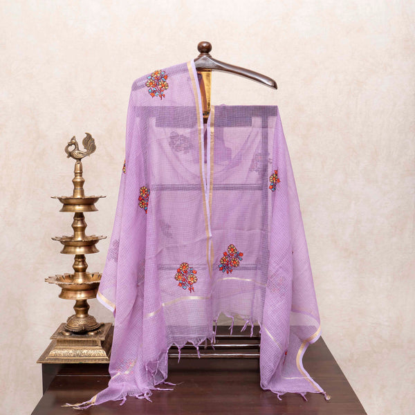 Kashmiri Gulabi Nazakat