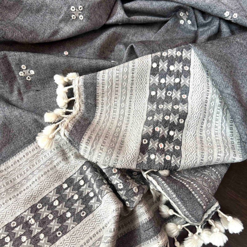 Bhujodi Handloom Woollen Shawl