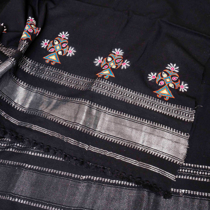 Noor-e-Kutch Handcrafted Wool Shawl