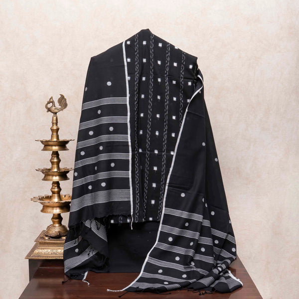 Noor-e-Kala Handloom Charm