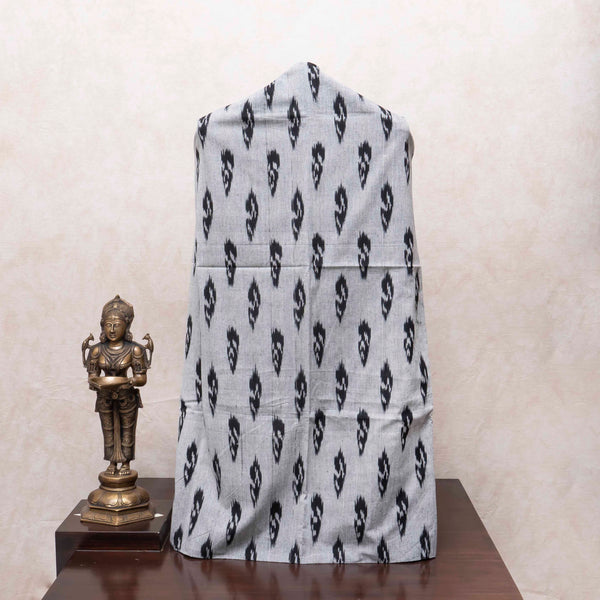 Shwet-Kaala Ruhaniyat – Handloom Ikkat Elegance