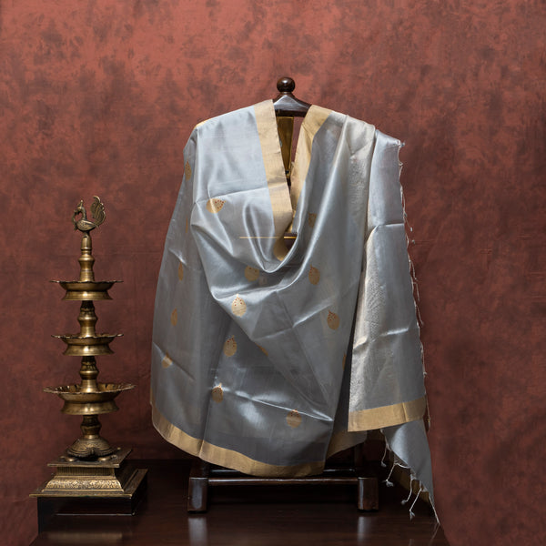 Handloom Pure Pattu Silk Gray Kurta Fabric And Dupatta With Kadwa Buta