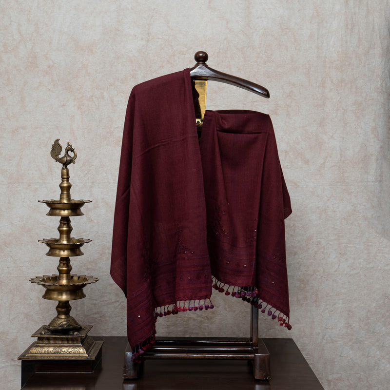 Handweaved Woollen Tussar Kurta With Kutchi Weave & Handwoven Woollen Stole With Mirror Handwork