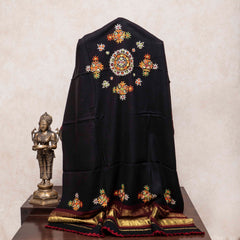 Noor-e-Kutch Handcrafted Woollen Shawl