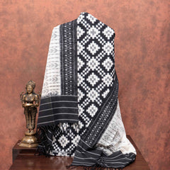 Ikkat Cotton's Kaala-Safed Karigari