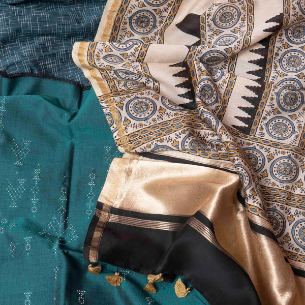 Tejalika – Handloom Cotton & Ajrakh Chanderi Grace