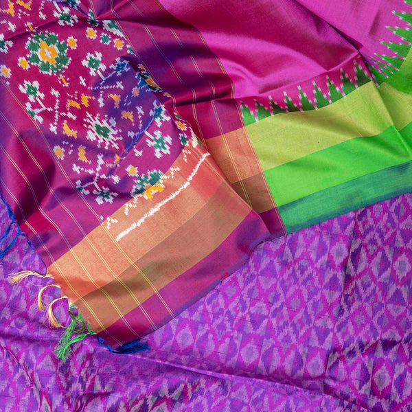 Vibrant Pochampalli Ikkat Elegance