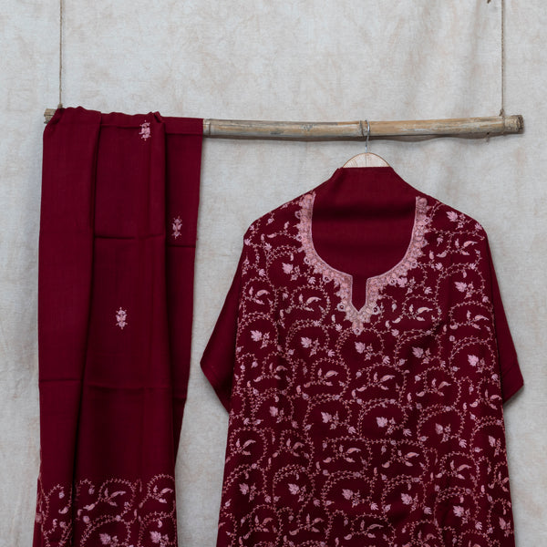 Maroon Kashmiri Sozni Hand Embroidered Woollen Kurta & Bottom Fabric With Sozni Embroidery Wollen Stole