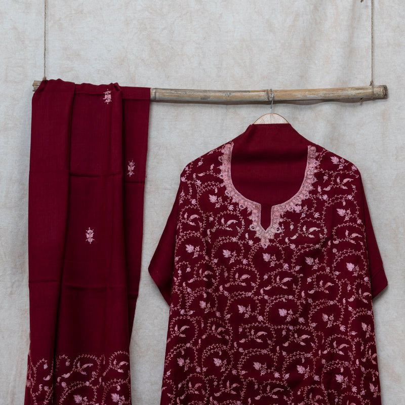 Maroon Kashmiri Sozni Hand Embroidered Woollen Kurta & Bottom Fabric With Sozni Embroidery Wollen Stole
