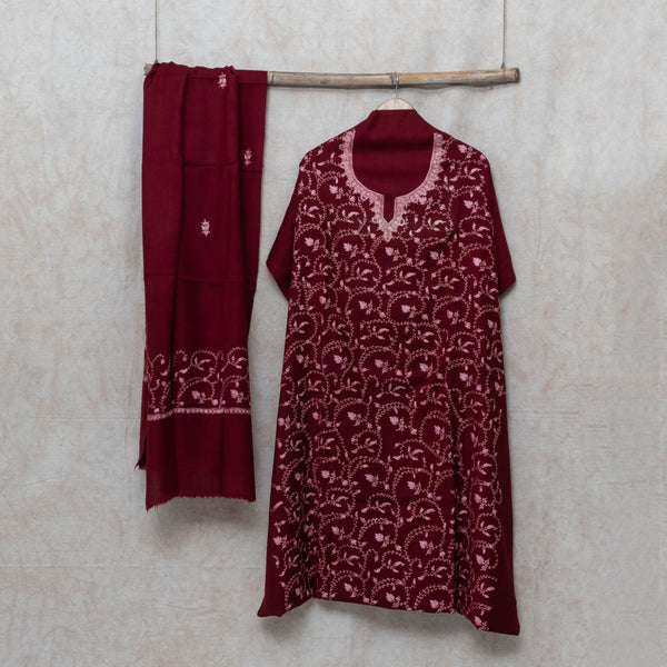 Maroon Kashmiri Sozni Hand Embroidered Woollen Kurta & Bottom Fabric With Sozni Embroidery Wollen Stole