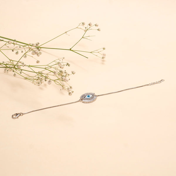 Evil eye bracelet in 92.5 silver