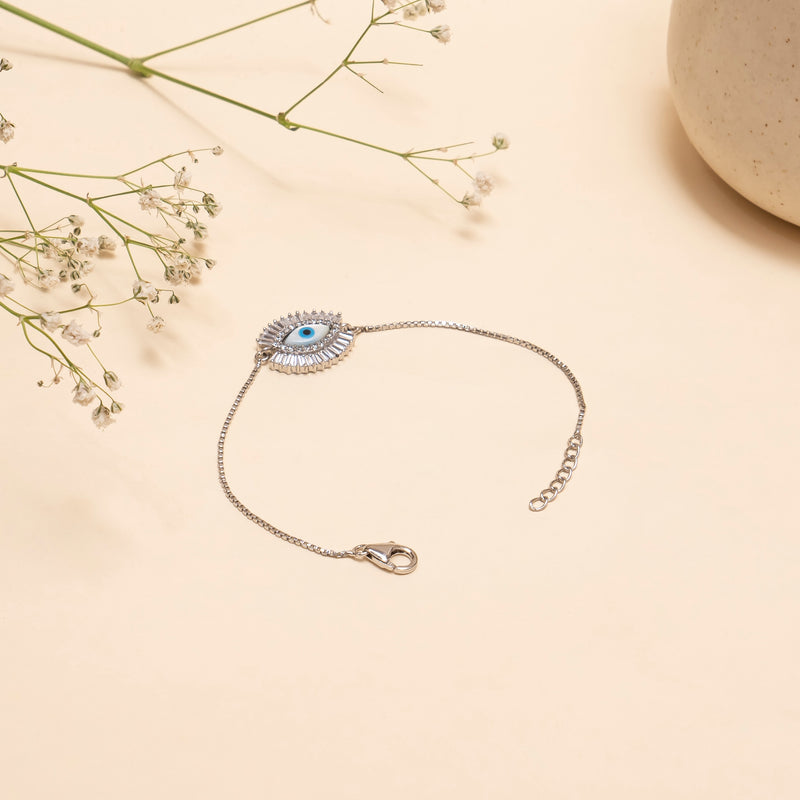 Evil eye bracelet in 92.5 silver