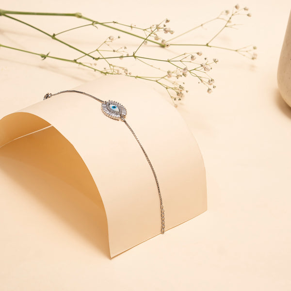 Evil eye bracelet in 92.5 silver