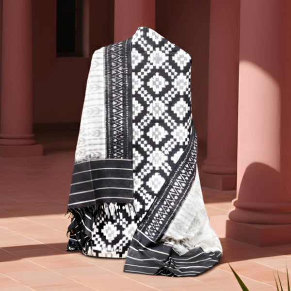 Ikkat Cotton's Kaala-Safed Karigari